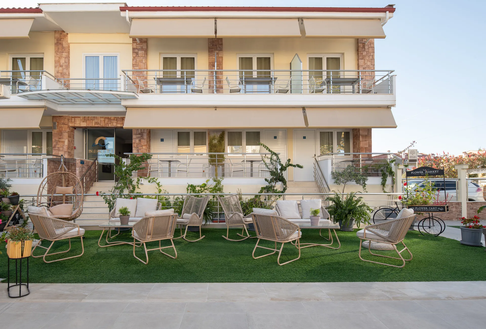 Tiara Holidays - Nikiti Comfort - basta